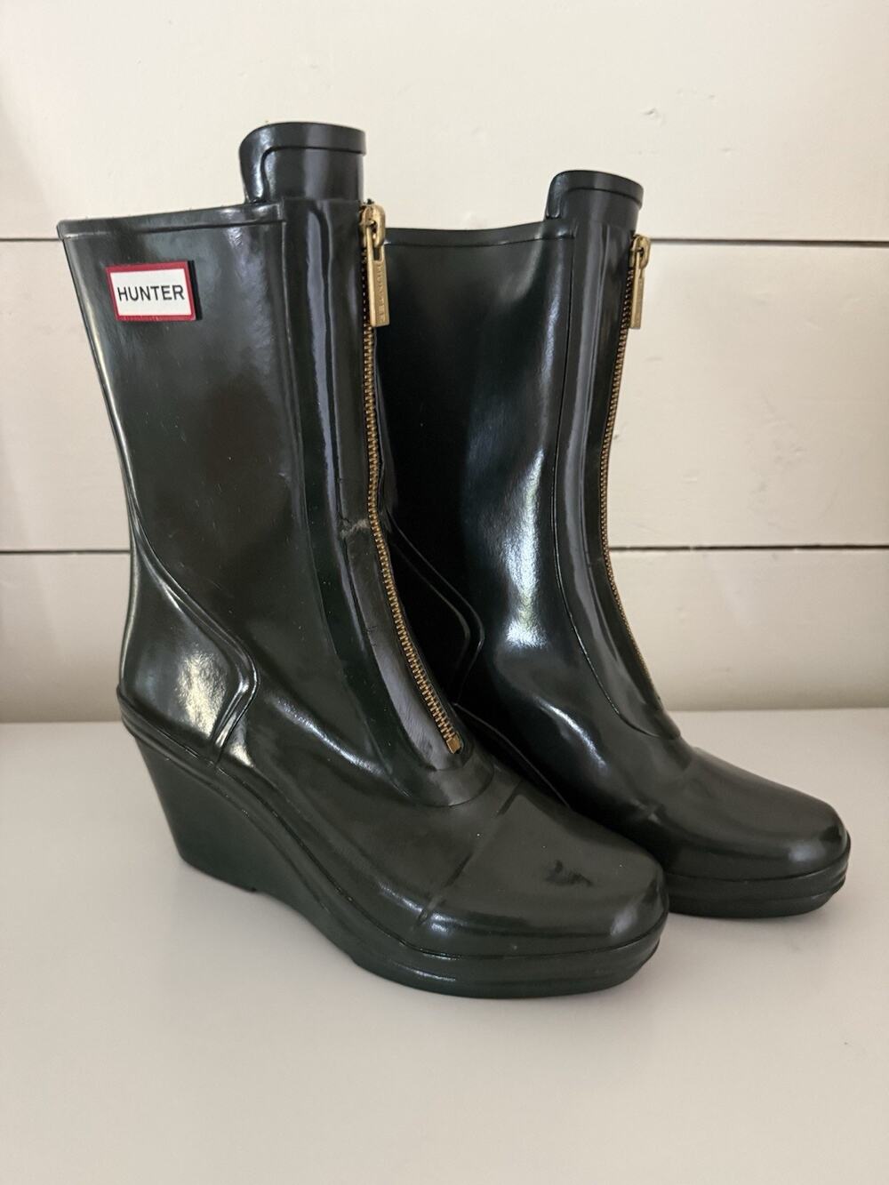 Hunter Zip Wedge Heeled Rain Boots In Green Rubber Midcalf 6